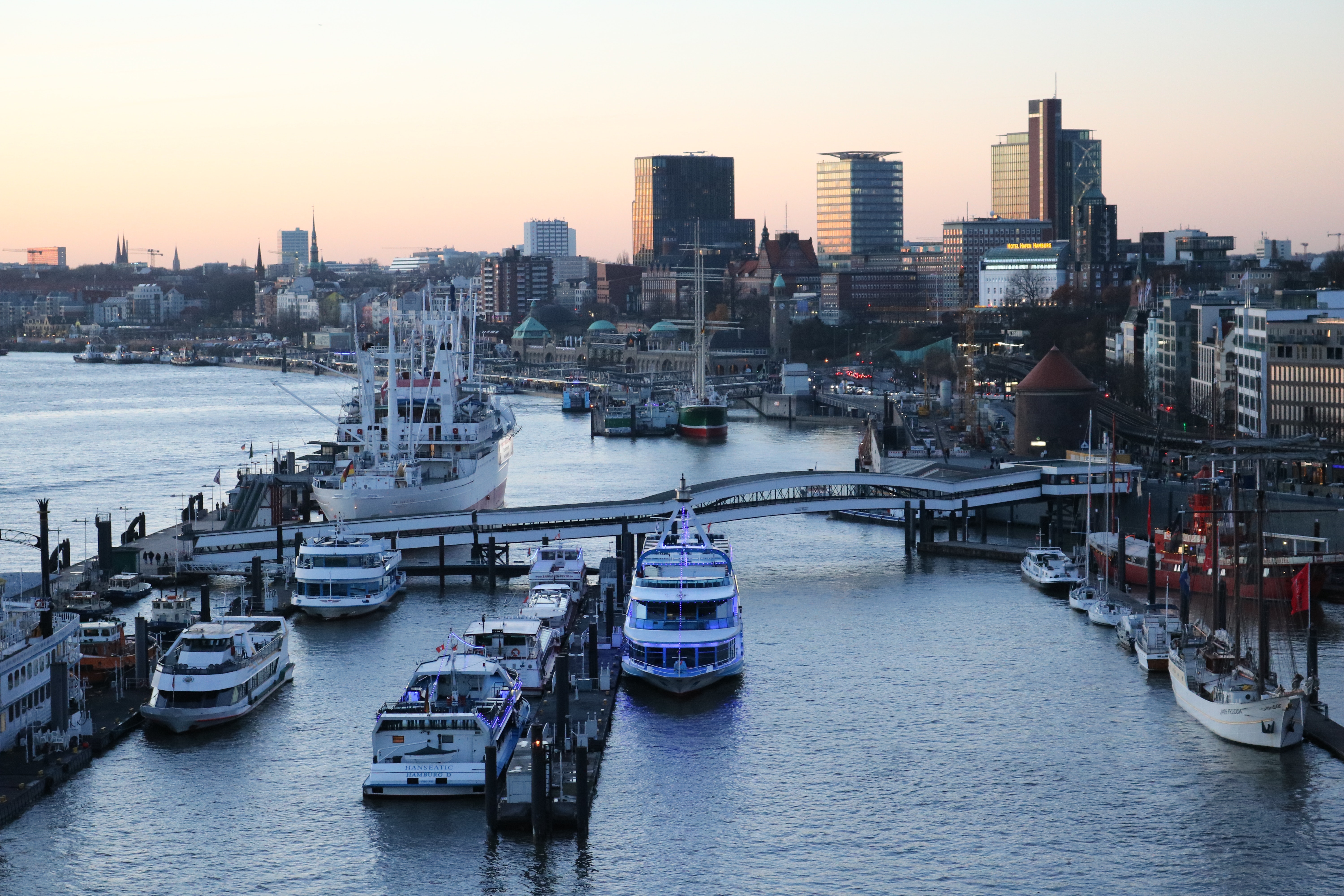 Hamburg-bridges